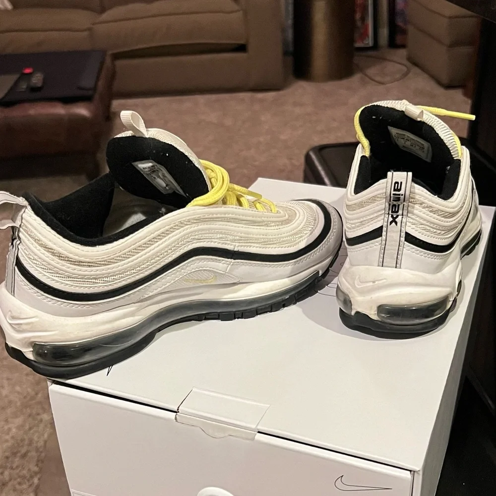 Nike Air Max 97 White Black Yellow Women’s 7.5 EUC